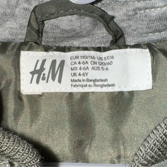 Green H&M jacket size 5T/6 - Picture 2 of 4